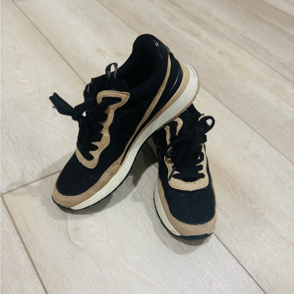 Zara Black and Tan Sneakers size 36